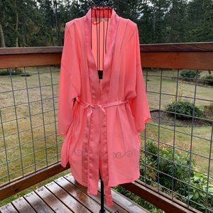 Victoria's Secret Women's One Size Coral 1/2 Sleeve Bathrobe with Belt